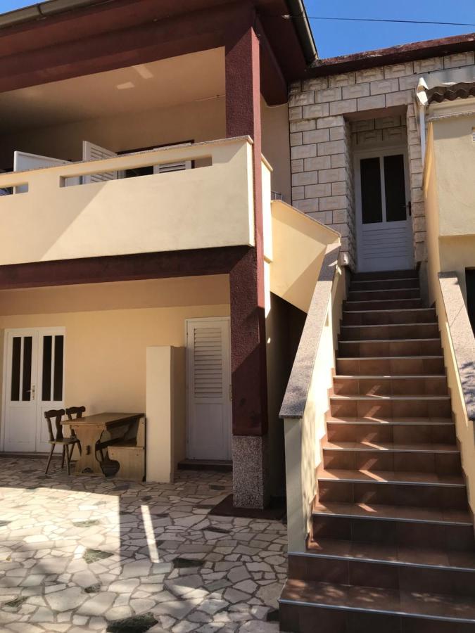 Summer Rooms Baska Exterior photo