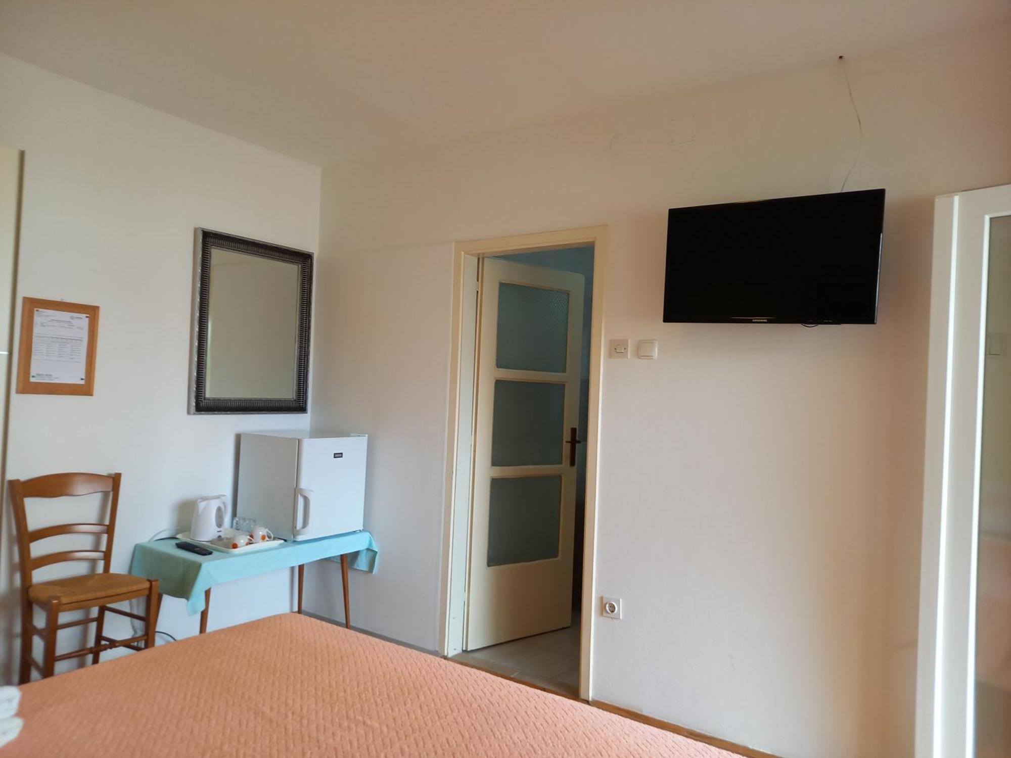 Summer Rooms Baska Exterior photo